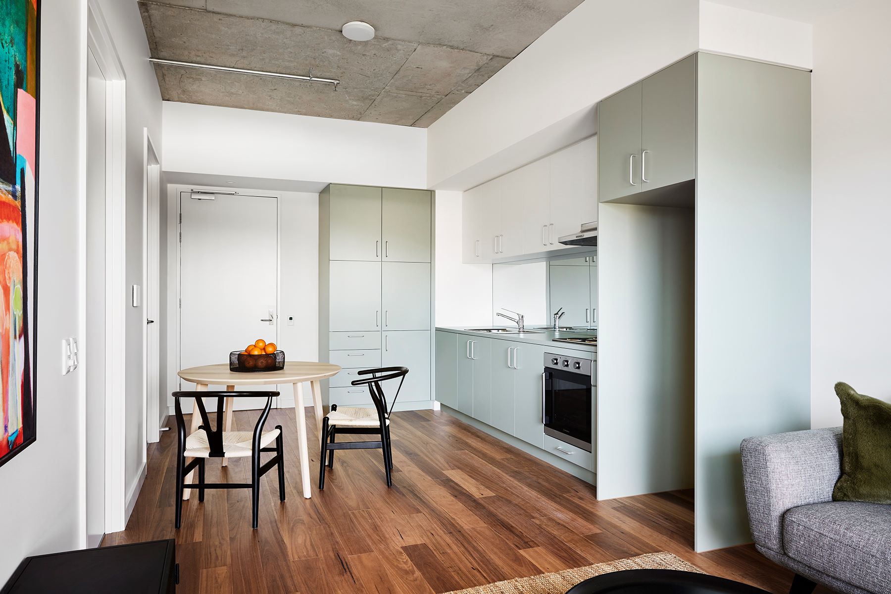 Stunning city views and A1 location — Home image 3