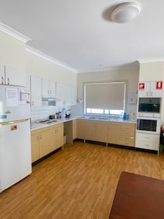 Modern, spacious home in Condell Park — Home image 4