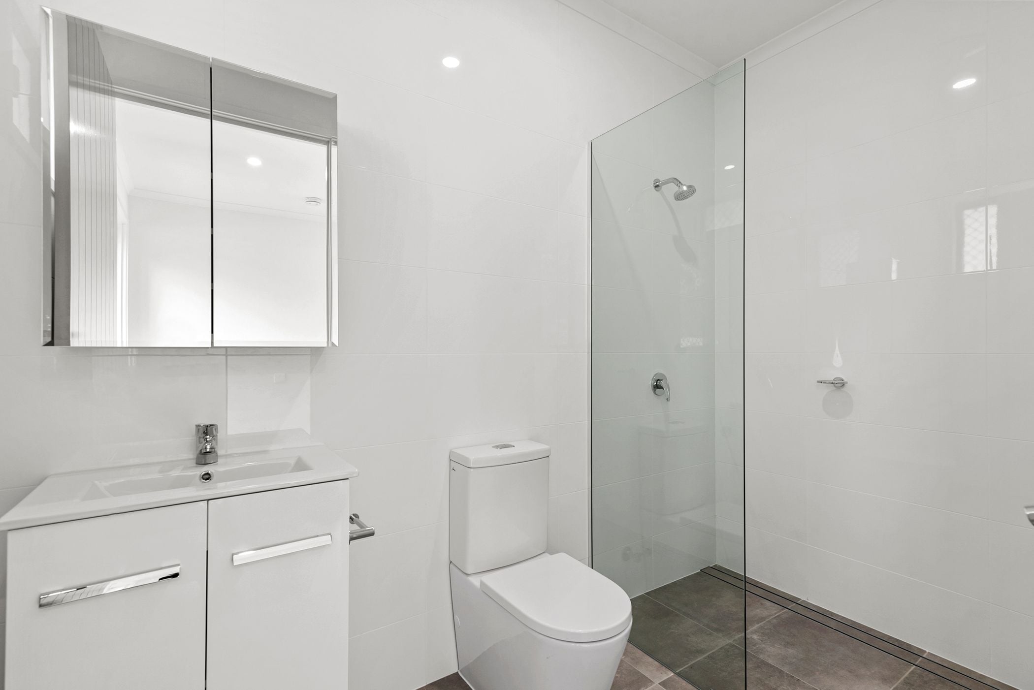Robust Villas in Manunda — Home image 3