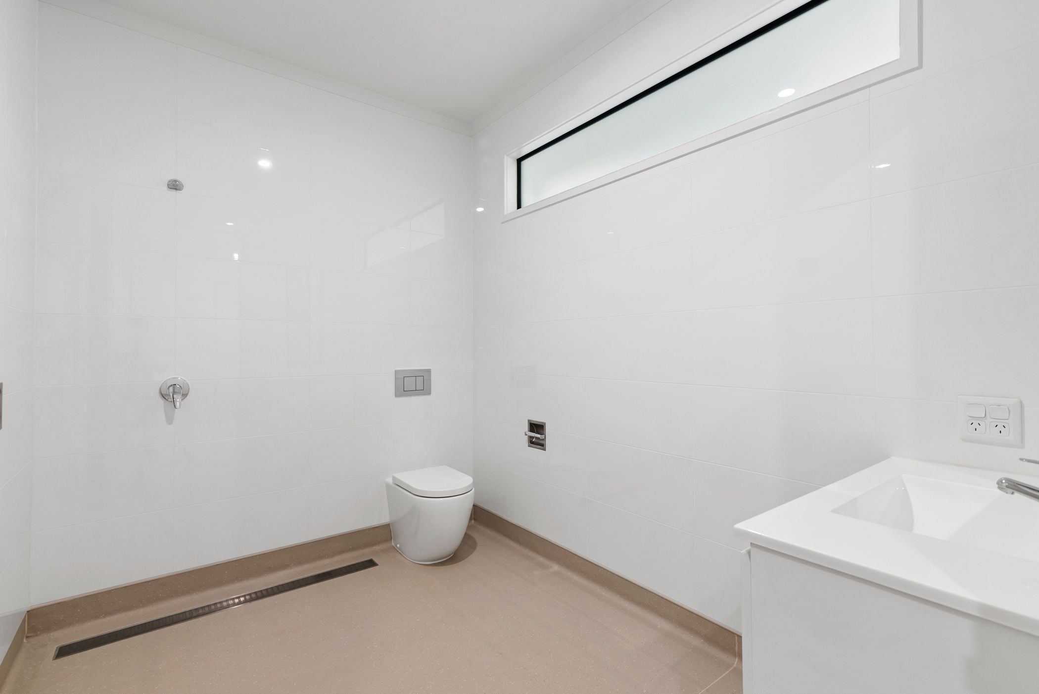 Robust Villas in Manunda — Home image 5