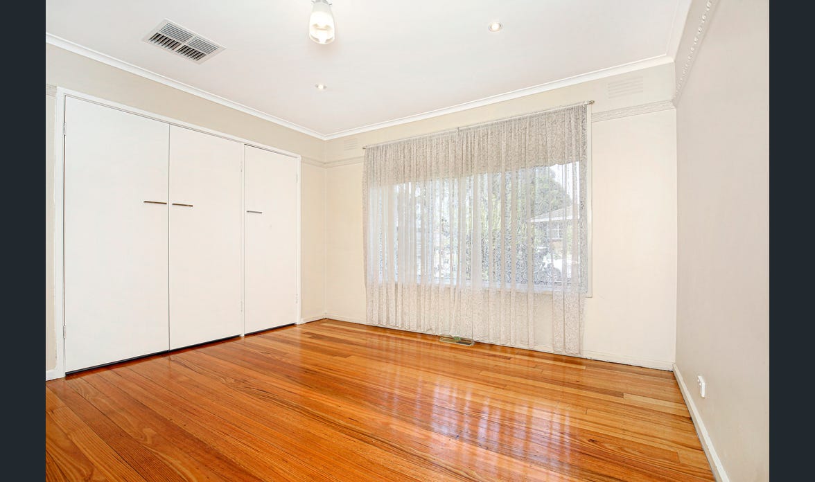 Accessible SIL Accommodation with Three Vacant Rooms on Greensborough — Home image 8
