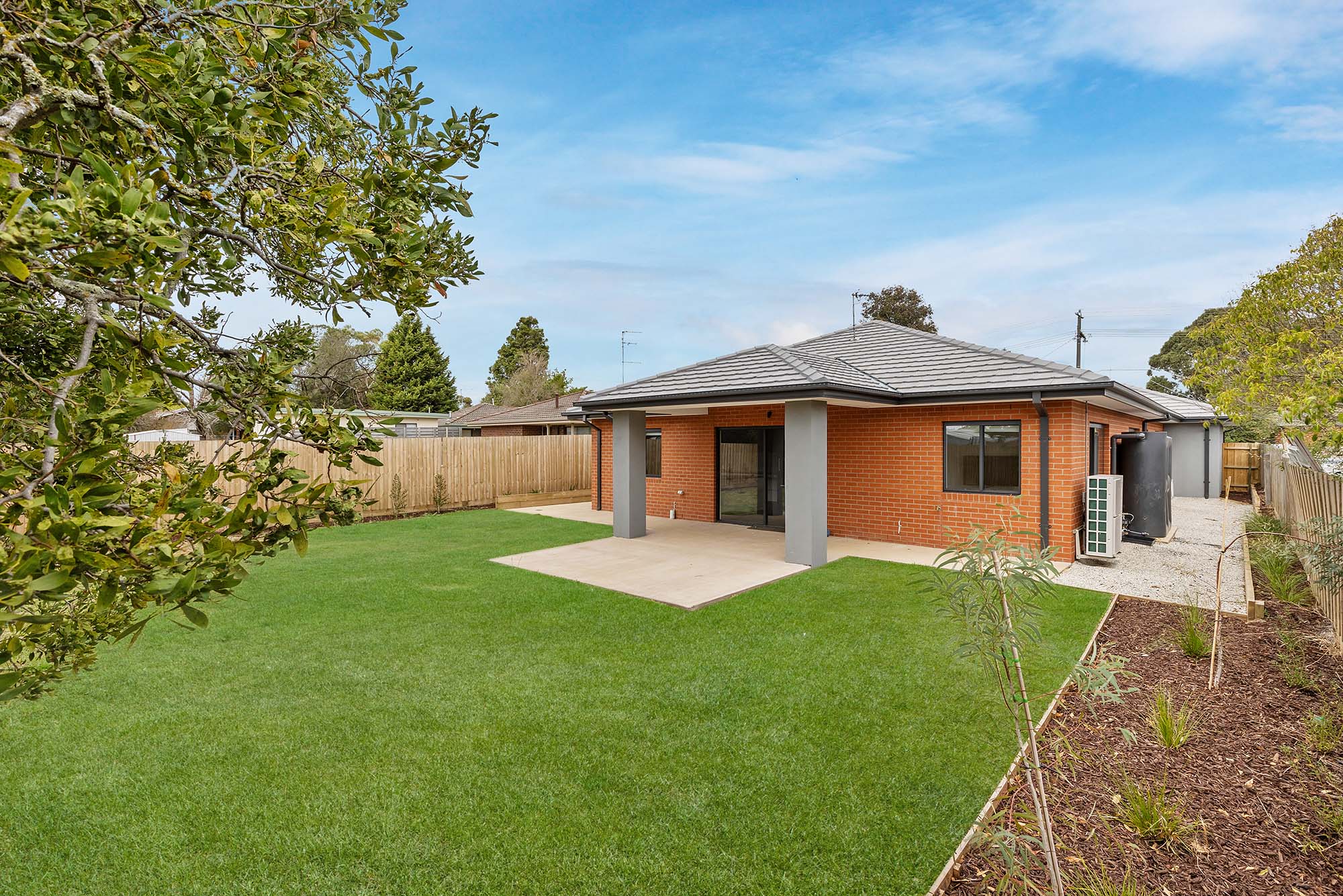 High Physical Support house minutes away from Lake Wendouree! — Home image 7