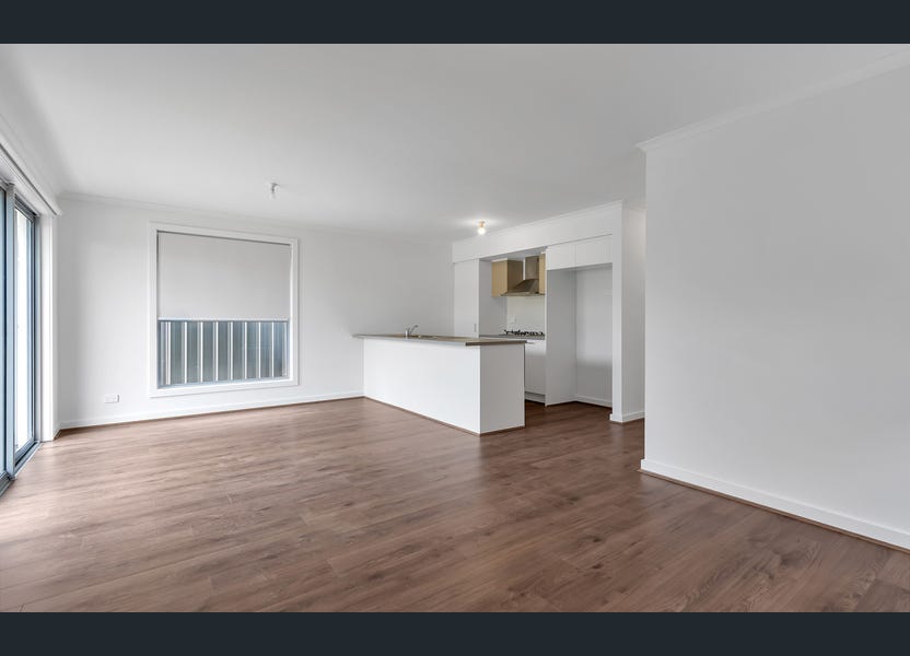 SIL/ MTA Vacancy: Newly built NDIS home in Blakeview — Home image 6