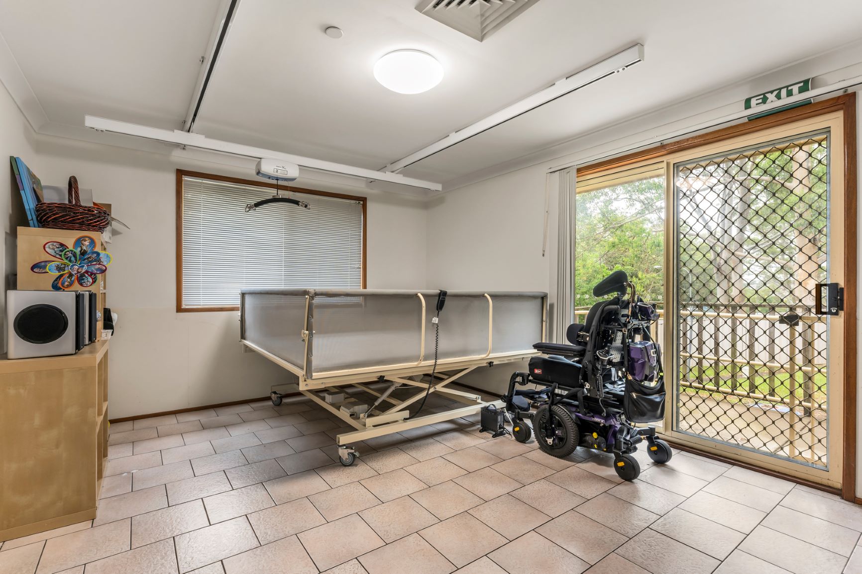 West Pennant Hills – charming and warm home with a cosy outdoor area — Home image 6