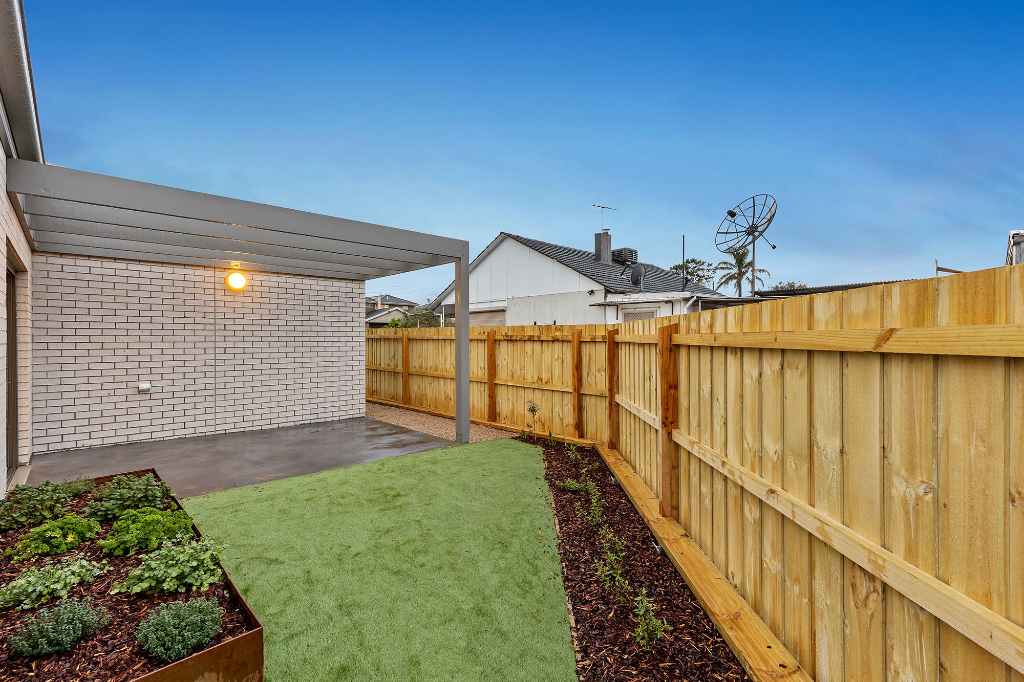 Modern High Physical Support House With Urban Flair In Broadmeadows — Home image 11