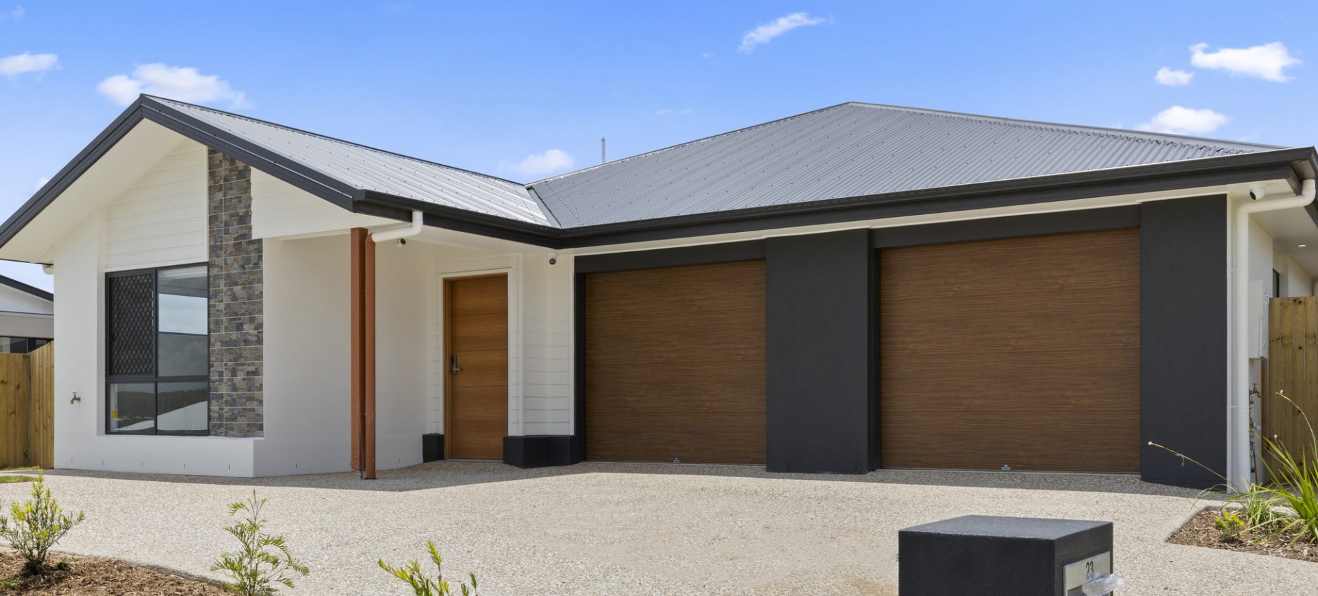 BRAND NEW HPS / FA / IL SDA HOME in Werribee