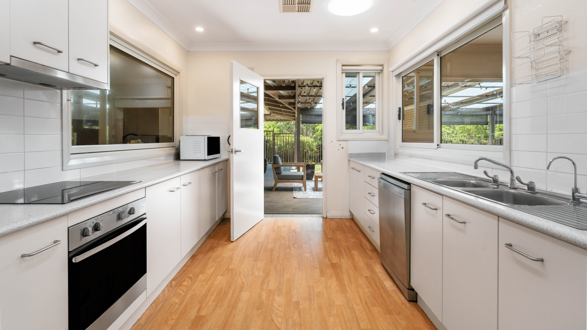 Beacon Hill - modern, shared 5-bedroom home — Home image 2