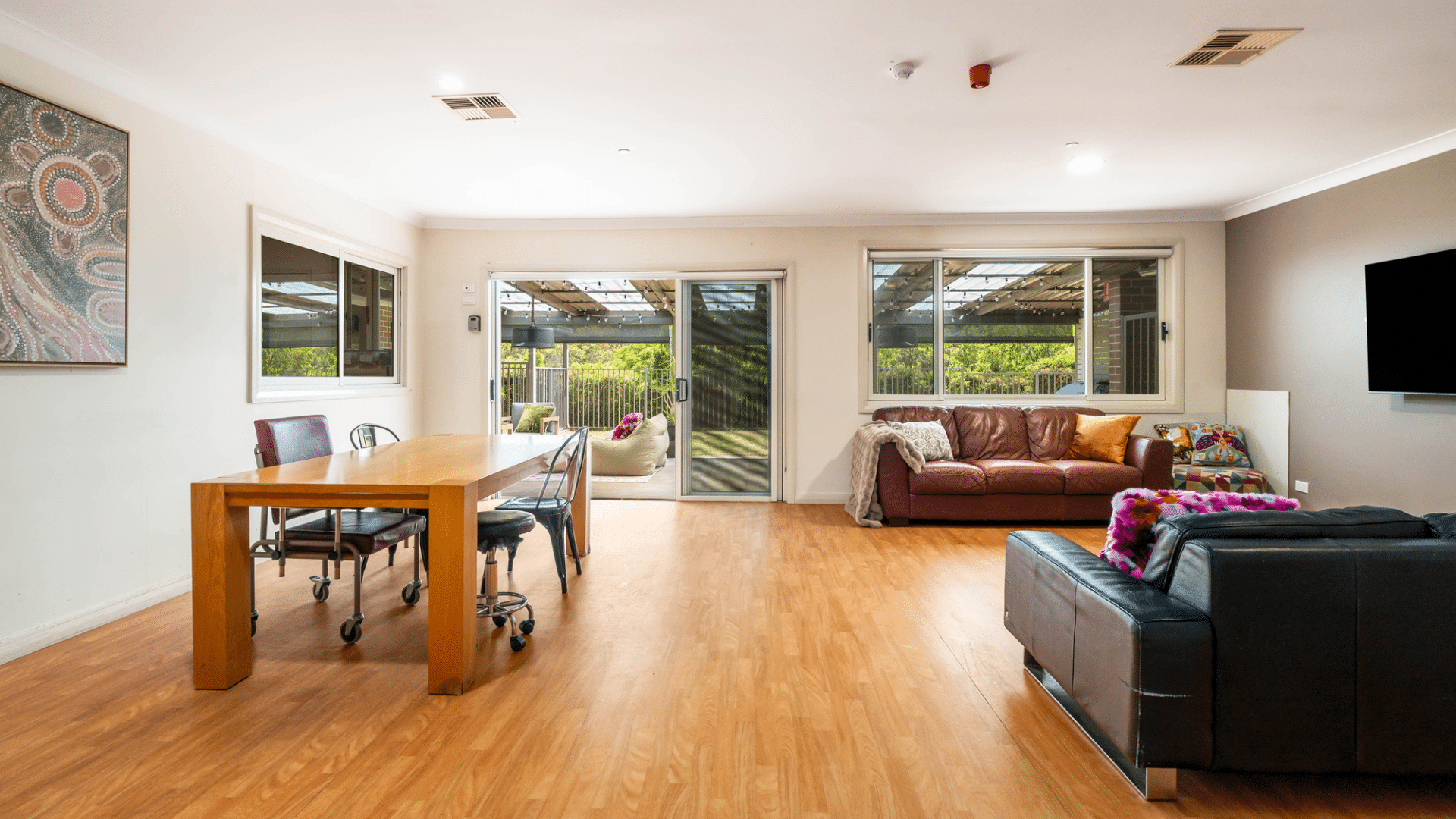 Beacon Hill - modern, shared 5-bedroom home — Home image 3