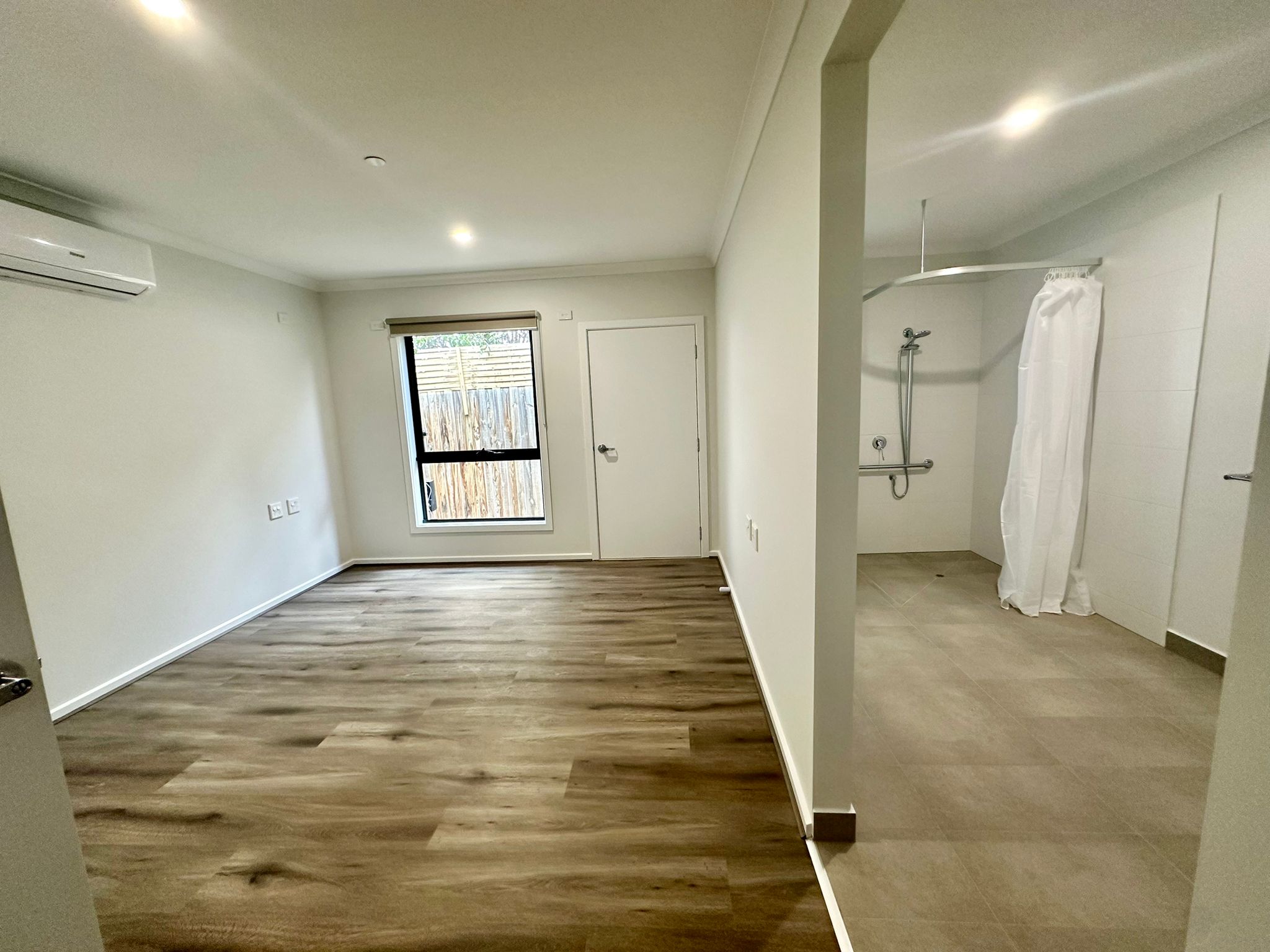 Brand New 3 bedroom SDA -HPS prime location at Airport West — Home image 6