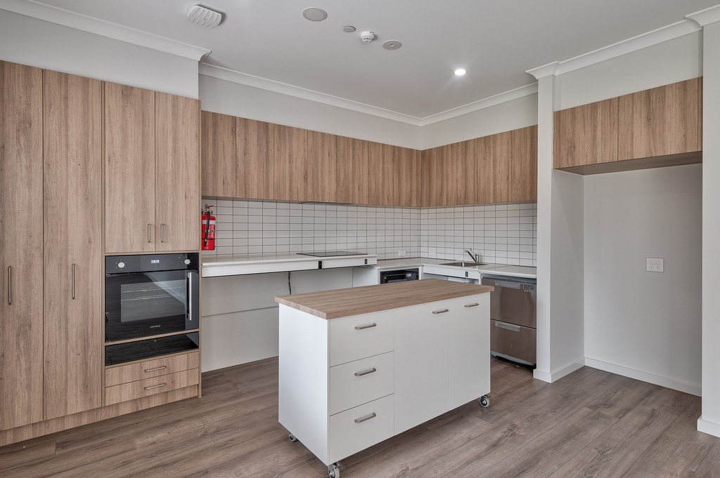 Cranbourne – 3 Bedroom HPS/FA/IL Home — Home image 3