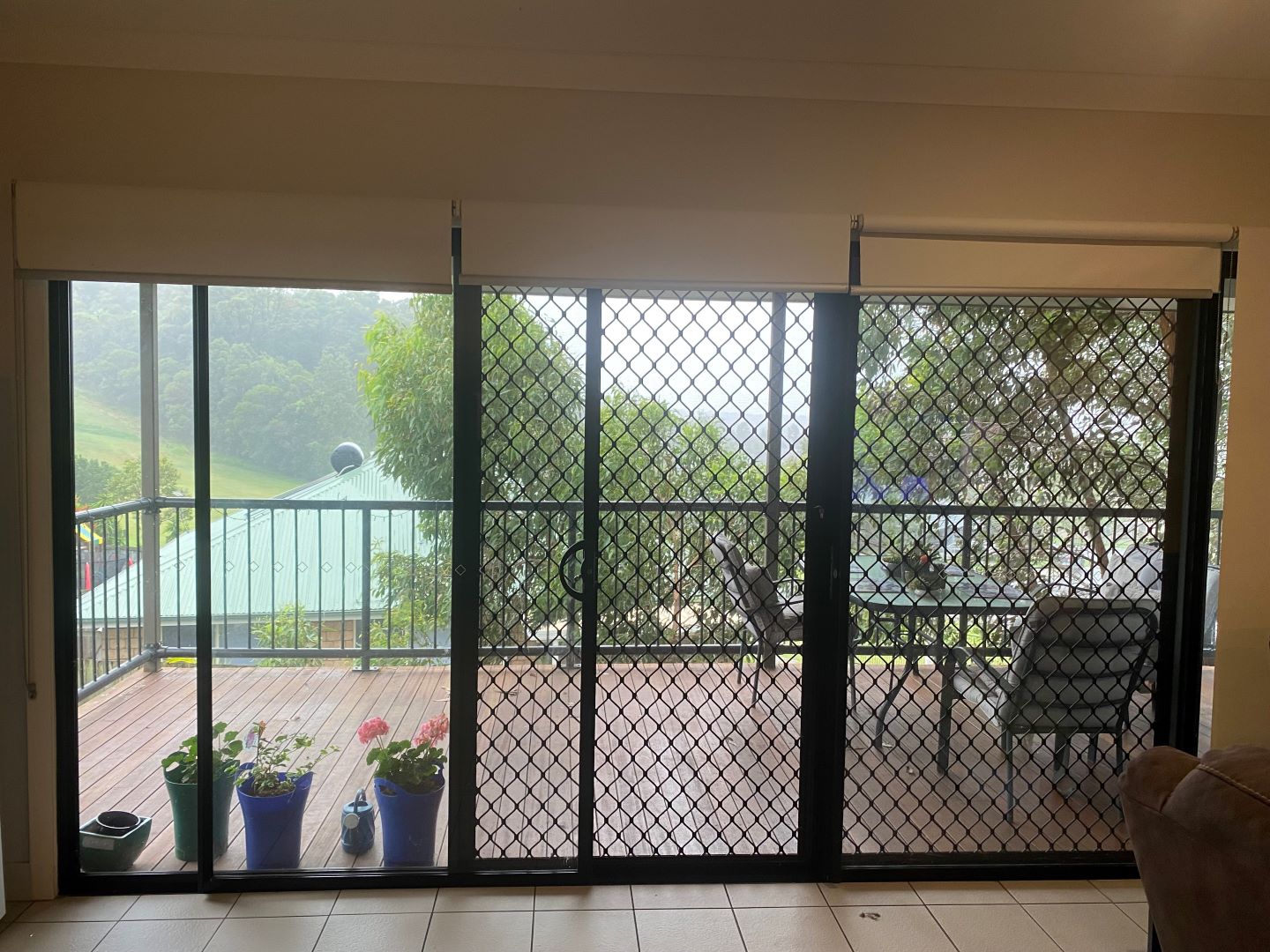 Enjoy the leafy surrounds and view of the mountains from this Gold Coast home. — Home image 6