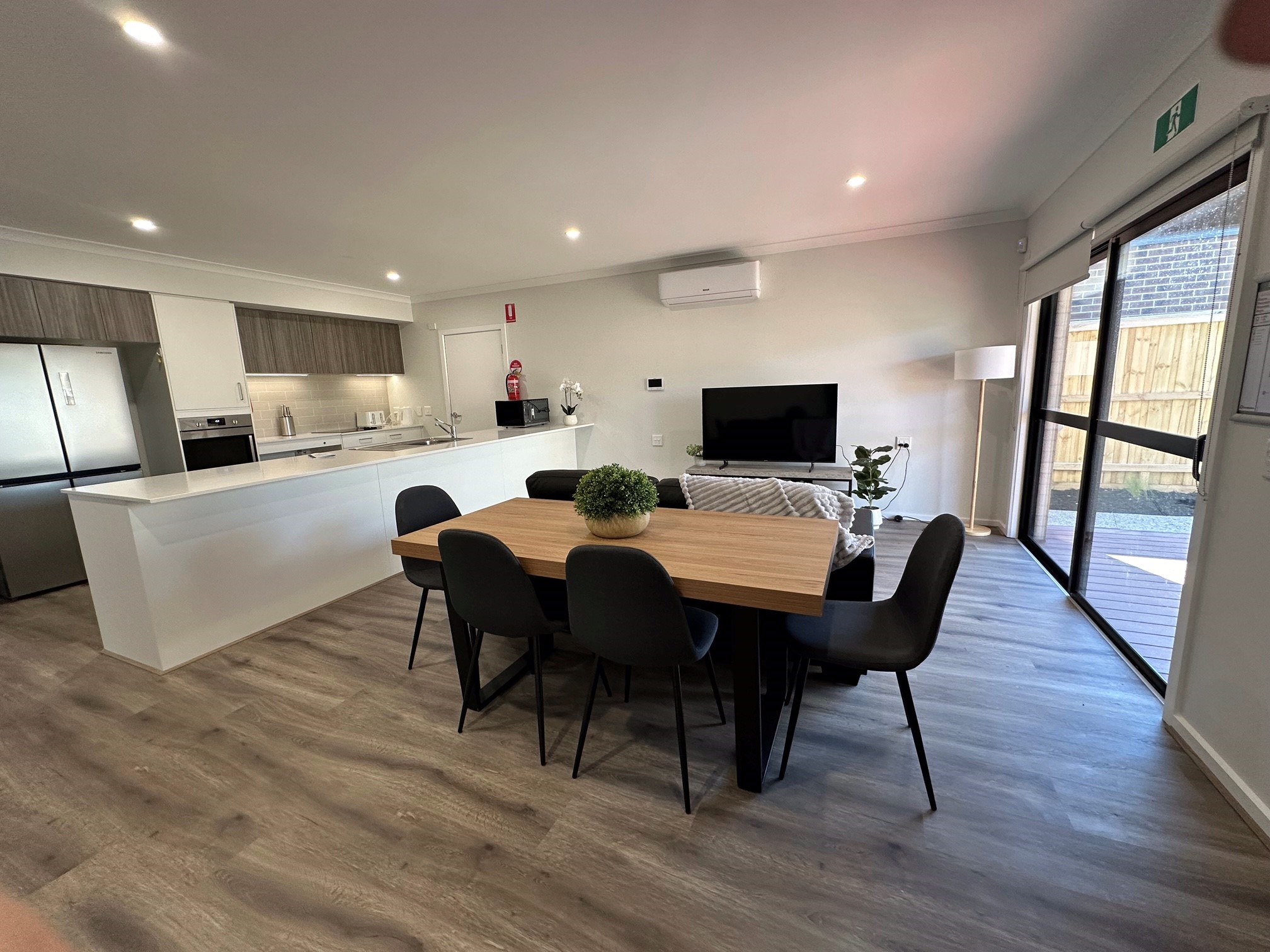 Charming 3 Bedroom Haven - Space, Style & Comfort All in One! — Home image 2