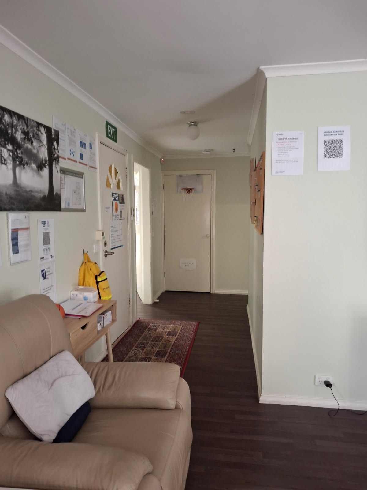 Mitcham — Home image 2