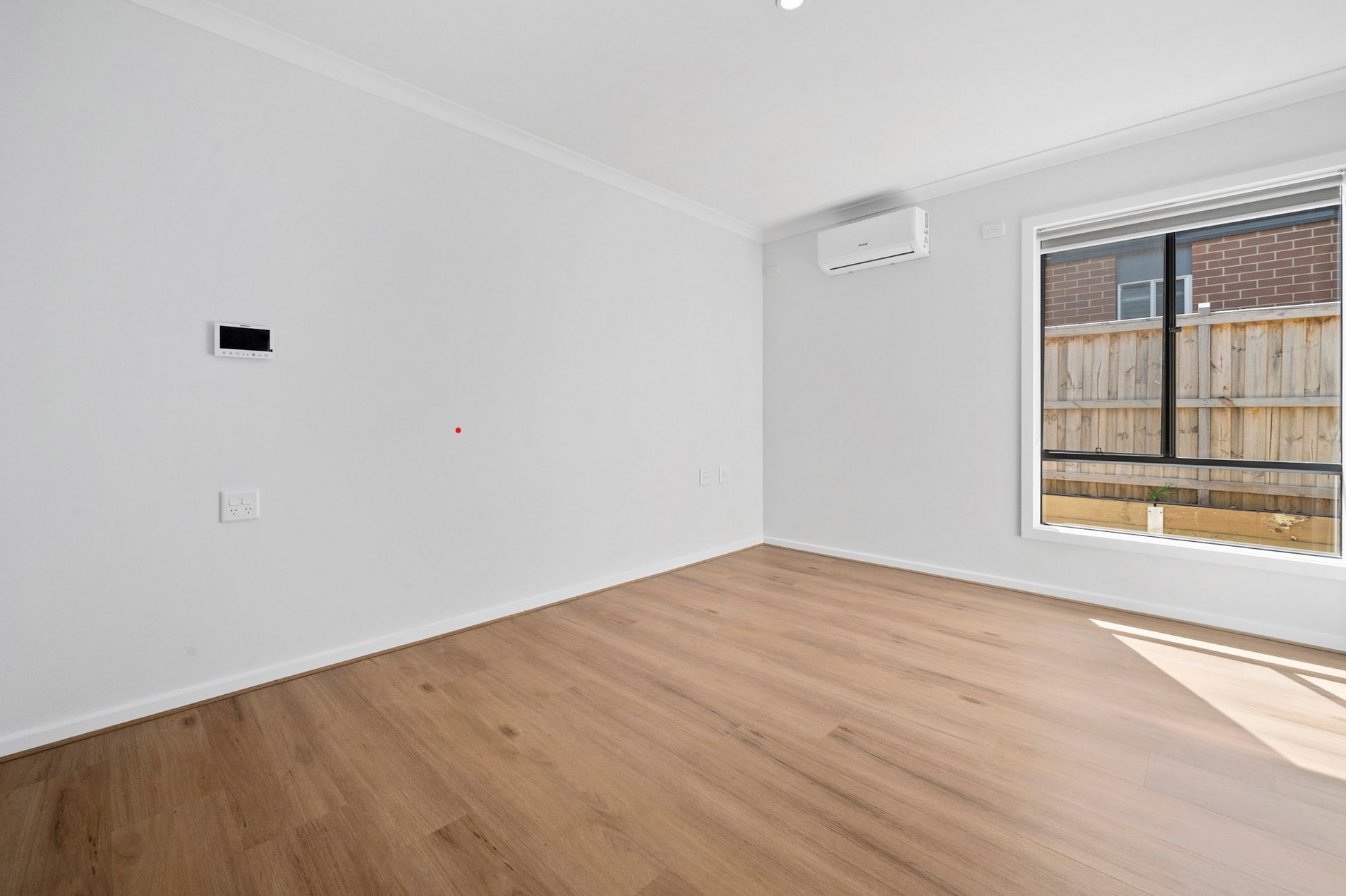 Newly Furnished 2-Bedroom Vacant Retreat – Move-In Ready Luxury! — Home image 10