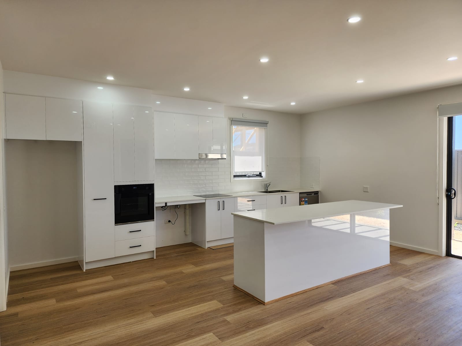 Brand-New Luxury High Physical Support (HPS) SDA Home — Home image 4