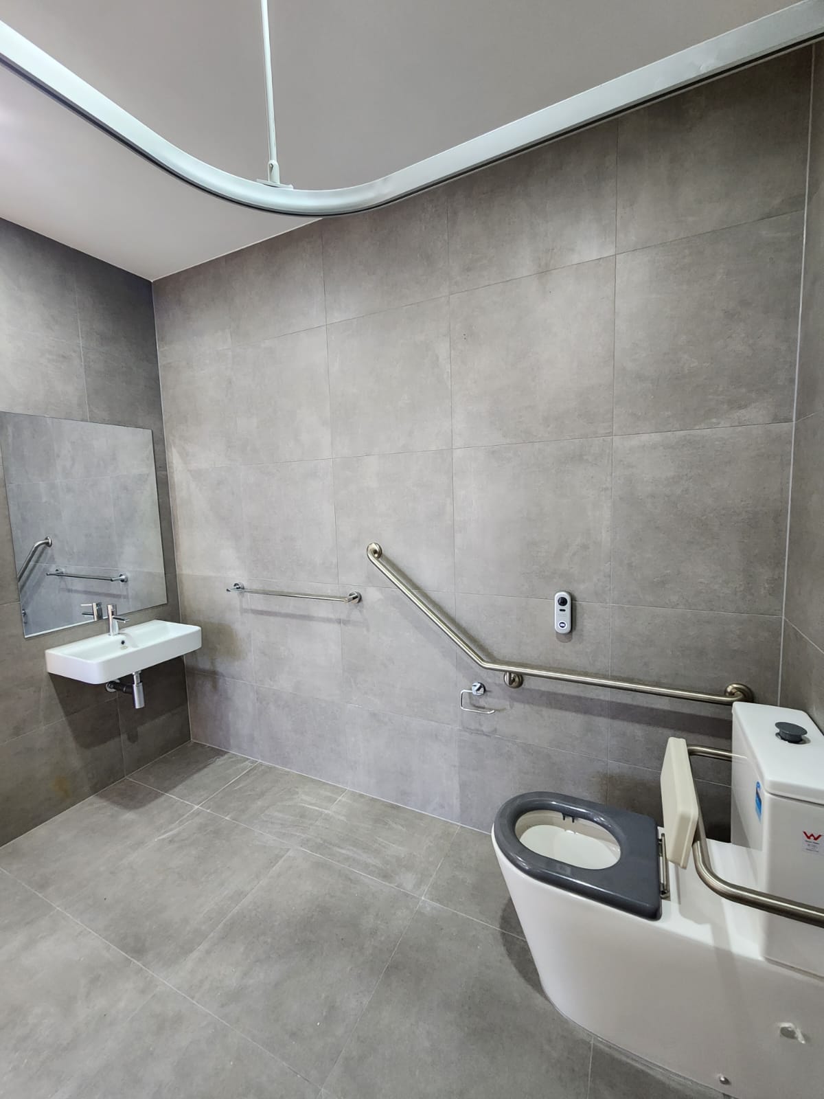 Brand-New Luxury High Physical Support (HPS) SDA Home — Home image 15