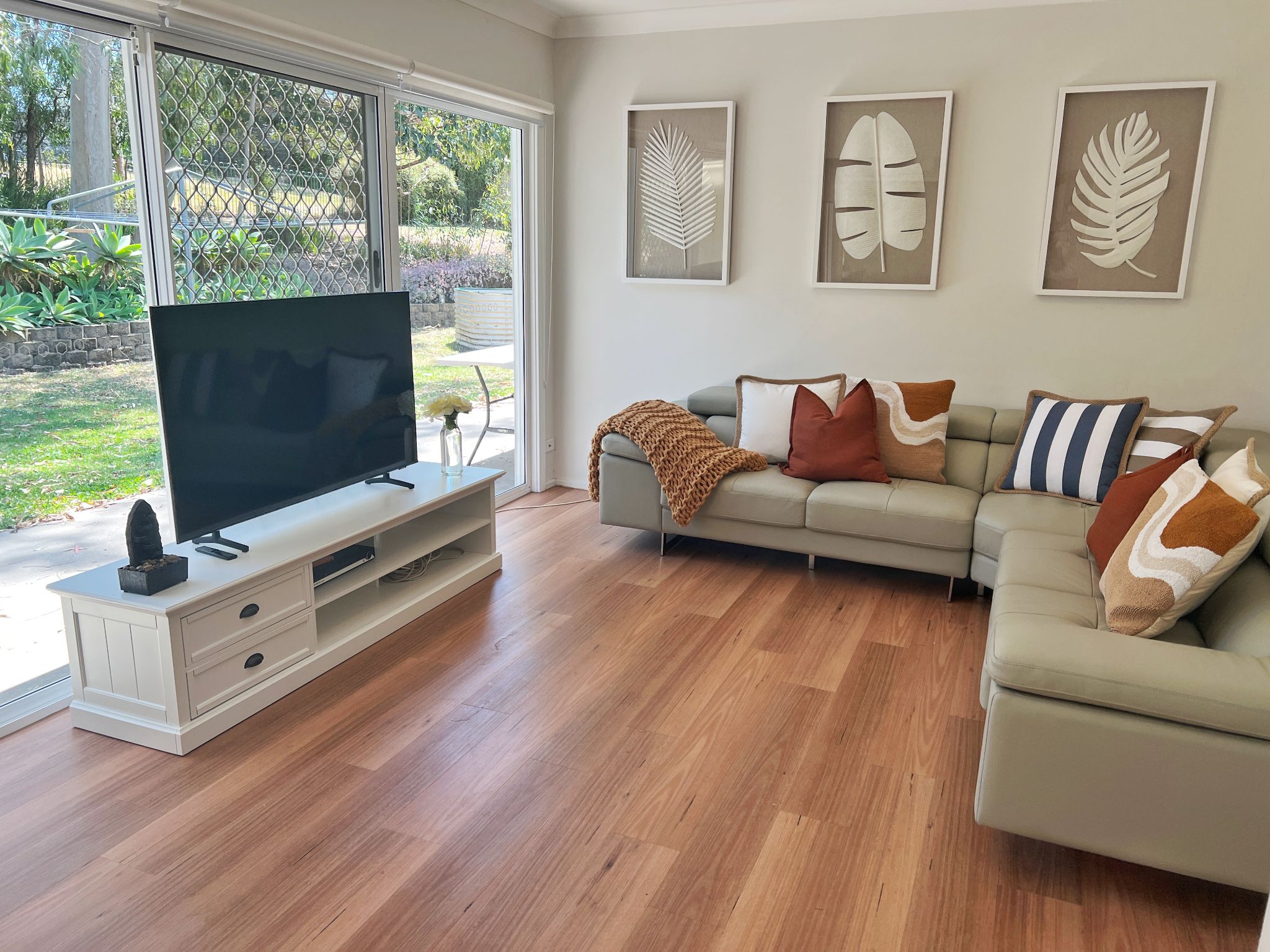 Well-established, recently renovated home, ideal location in Cherrybrook — Home image 2