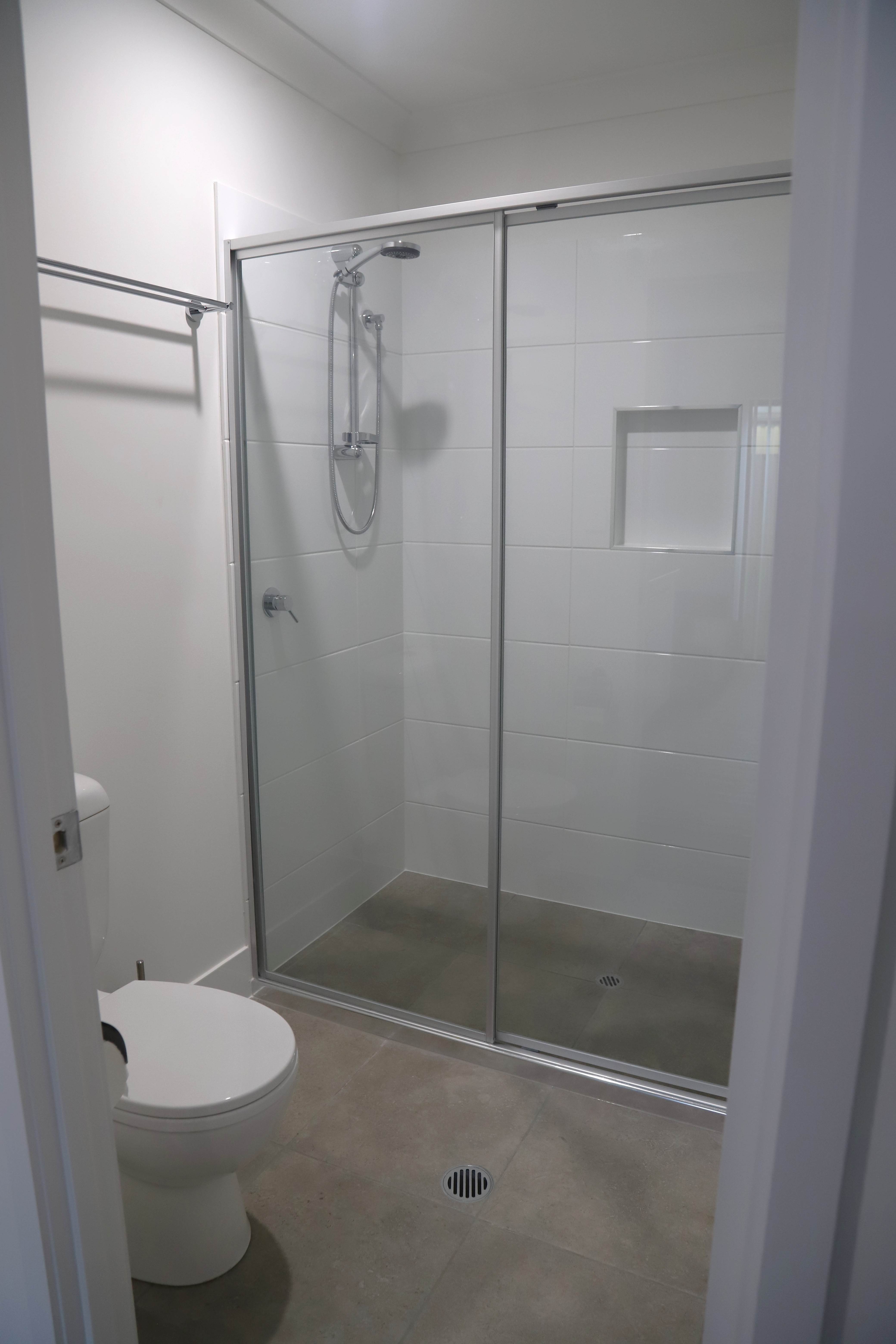 Self-contained Unit in Tingalpa - SIL, STA, MTA, ILO — Home image 3