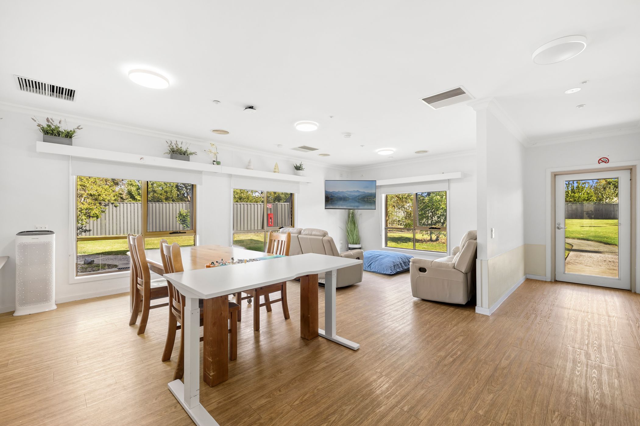 Narre Warren — Home image 3