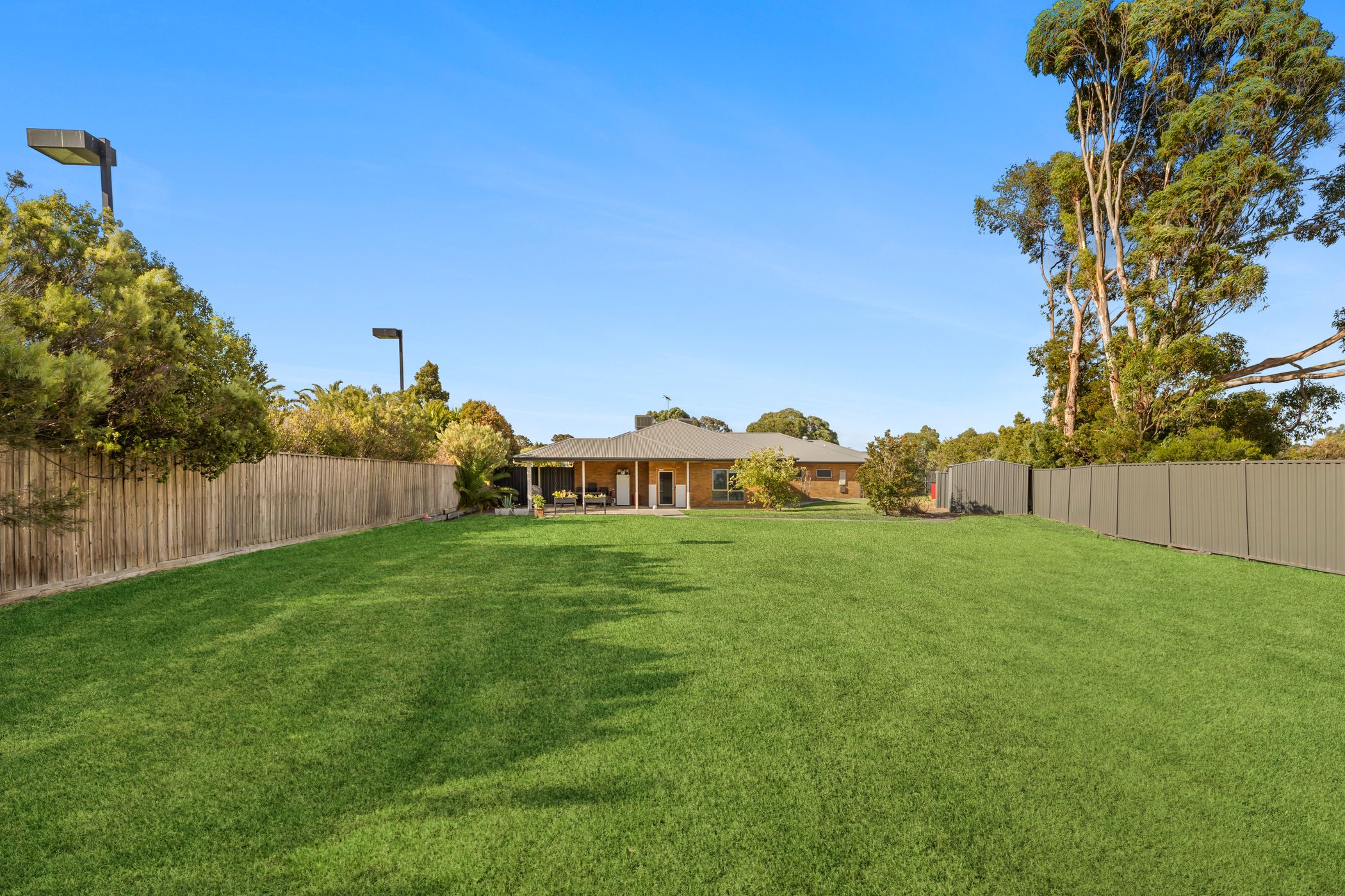 Narre Warren — Home image 12