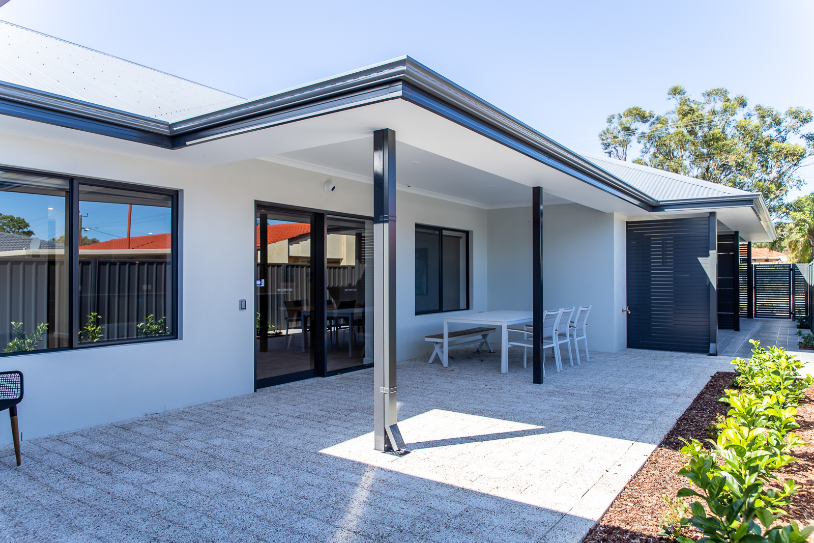 Discover greater independence in this 3 Bedroom Home for Sharing with separate Villa. Disability Accommodation — Home image 3