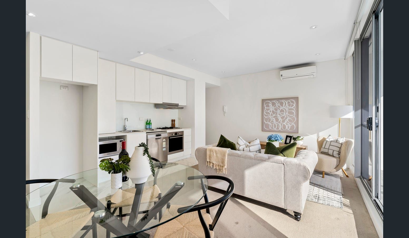 Stylish 1-Bedroom Apartment with Sunlit Balcony in the Heart of Rockdale in Rockdale