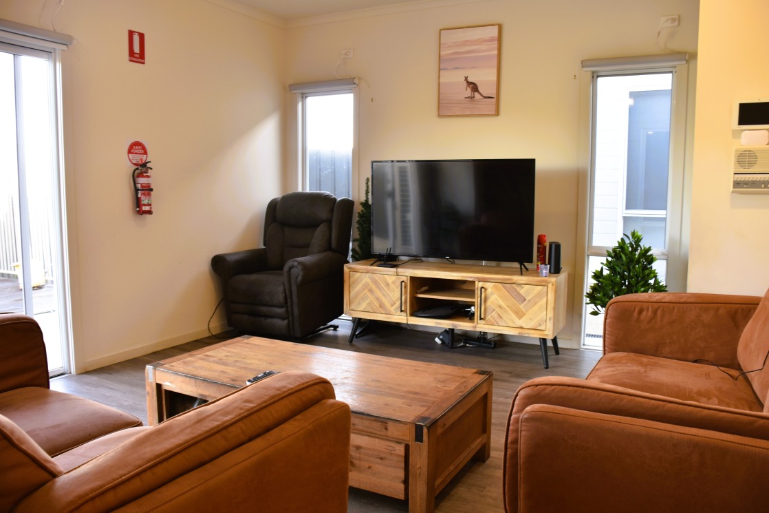 Beautiful Beachside SIL Home at O'Sullivan Beach — Home image 2