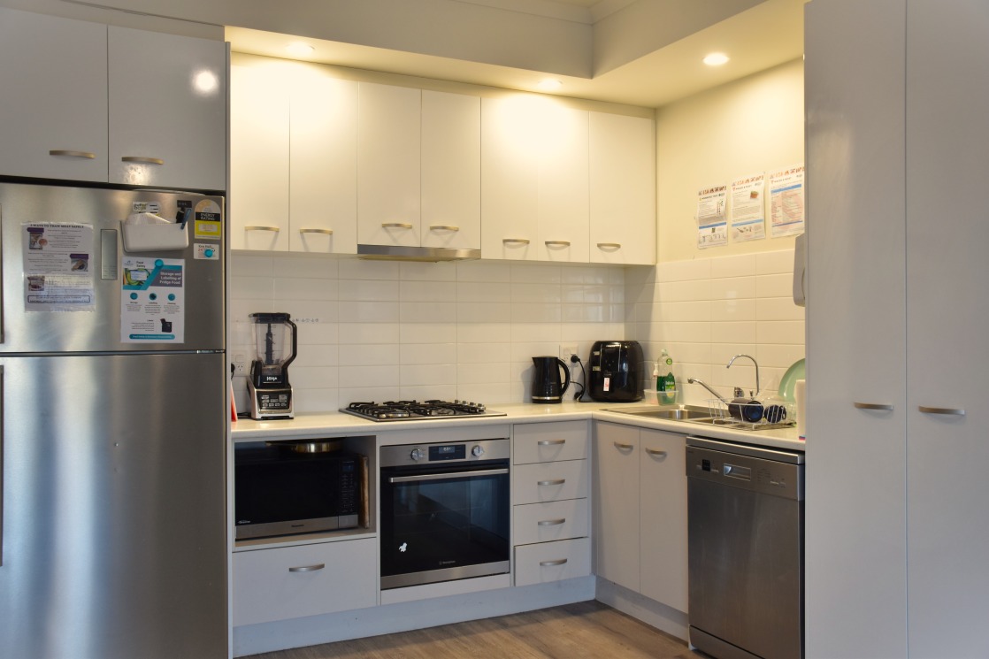 Beautiful Beachside SIL Home at O'Sullivan Beach — Home image 6