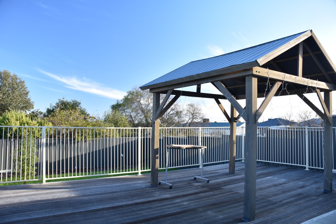 Beautiful Beachside SIL Home at O'Sullivan Beach — Home image 9