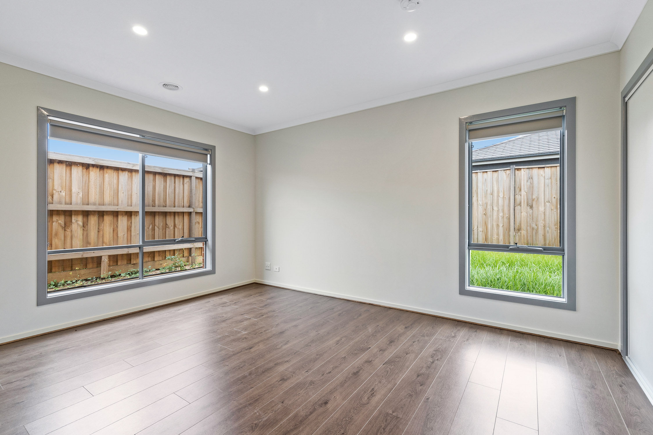 Lovely Residence in Roxburgh Park – A Rare Opportunity for SIL & HPS in Roxburgh Park