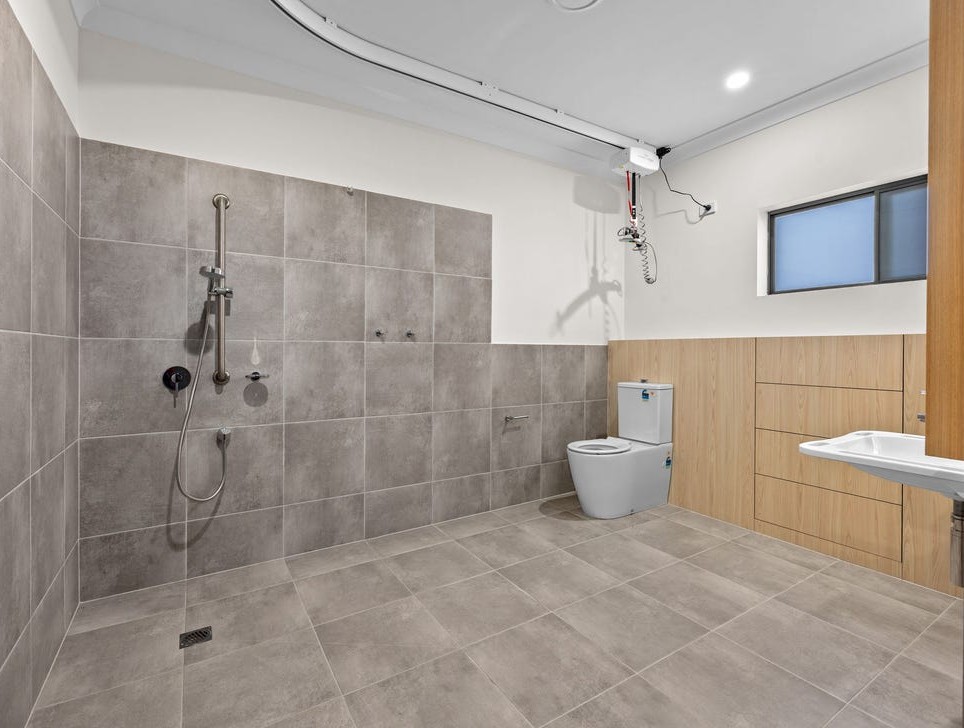 Silkstone QLD 4304 — Home image 8