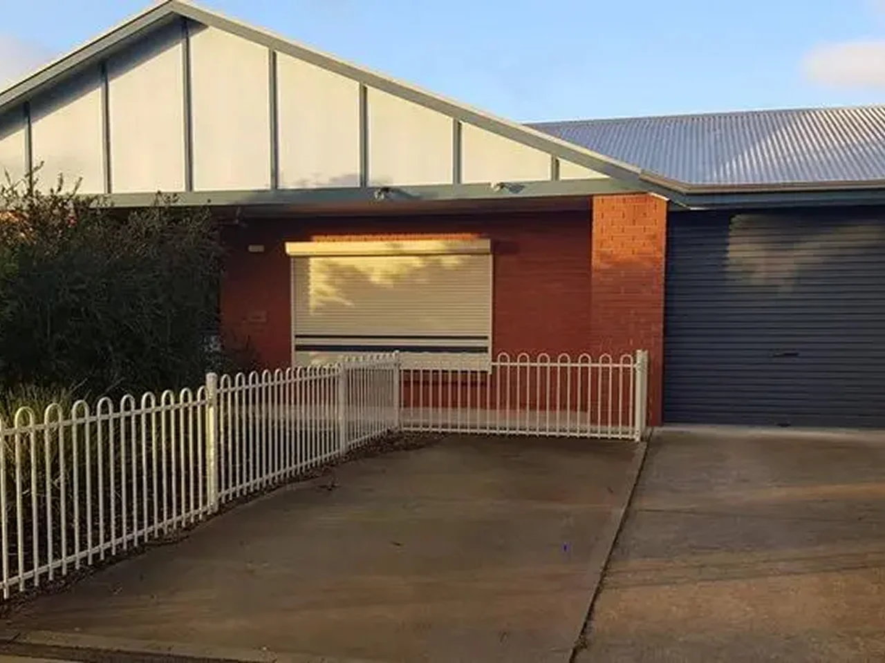 Port Lincoln - 2 Vacancies 4 Bedroom Residence Basic in Port Lincoln