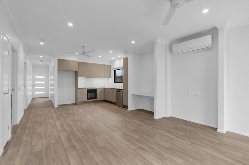 2 x 1-Bed Robust Duplex with Support Room - Edmonton in Edmonton