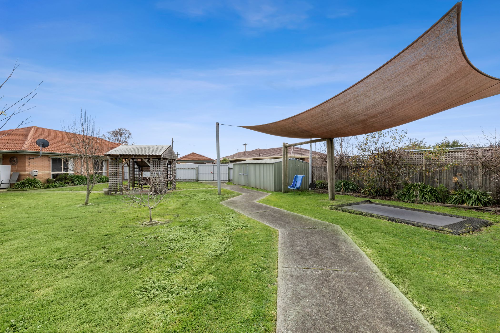 Spacious, purpose built home with large backyard in Colac. — Home image 7