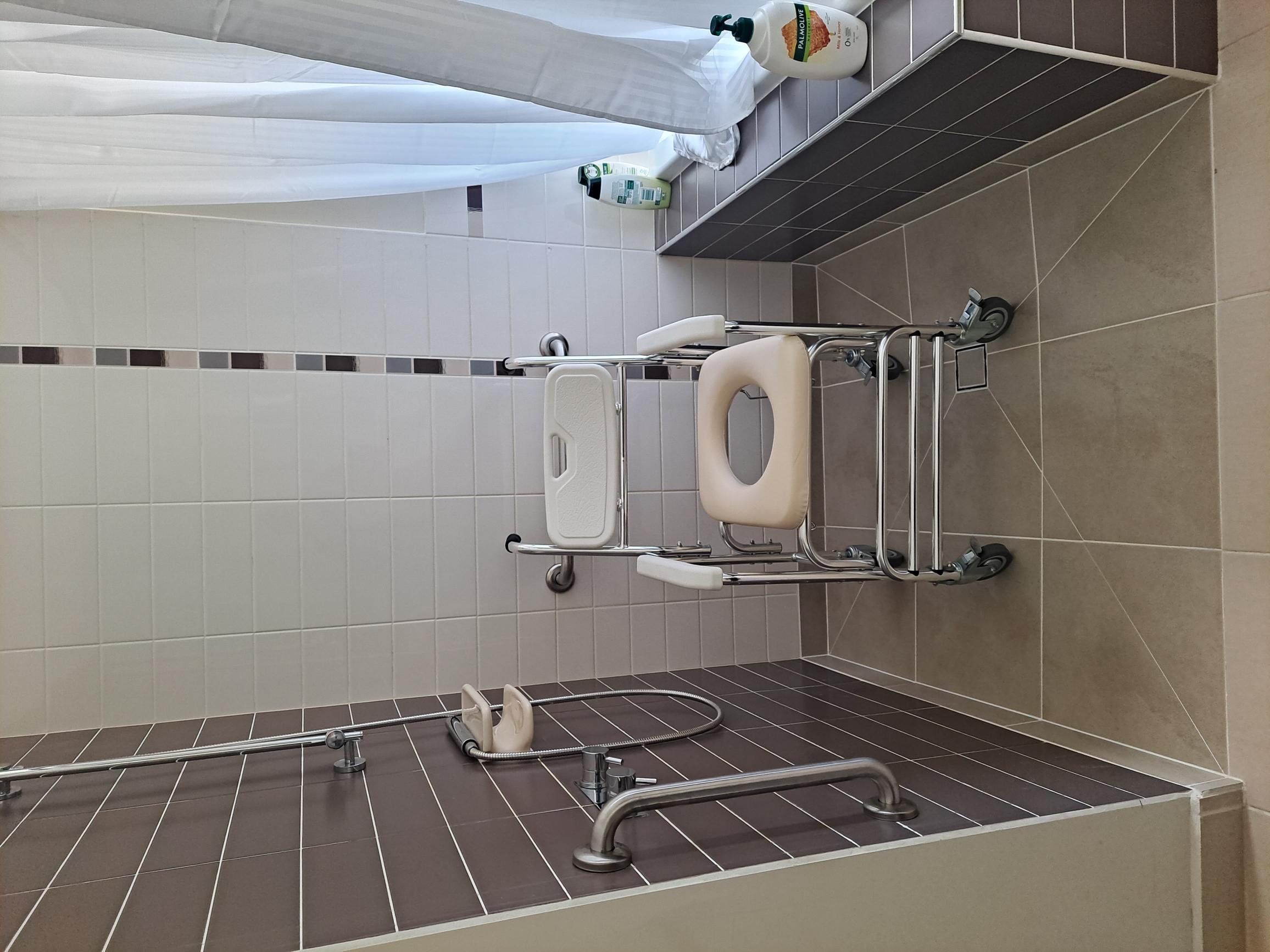 Wheelchair Accessible SIL and MTA Accommodation in Cranbourne — Home image 13