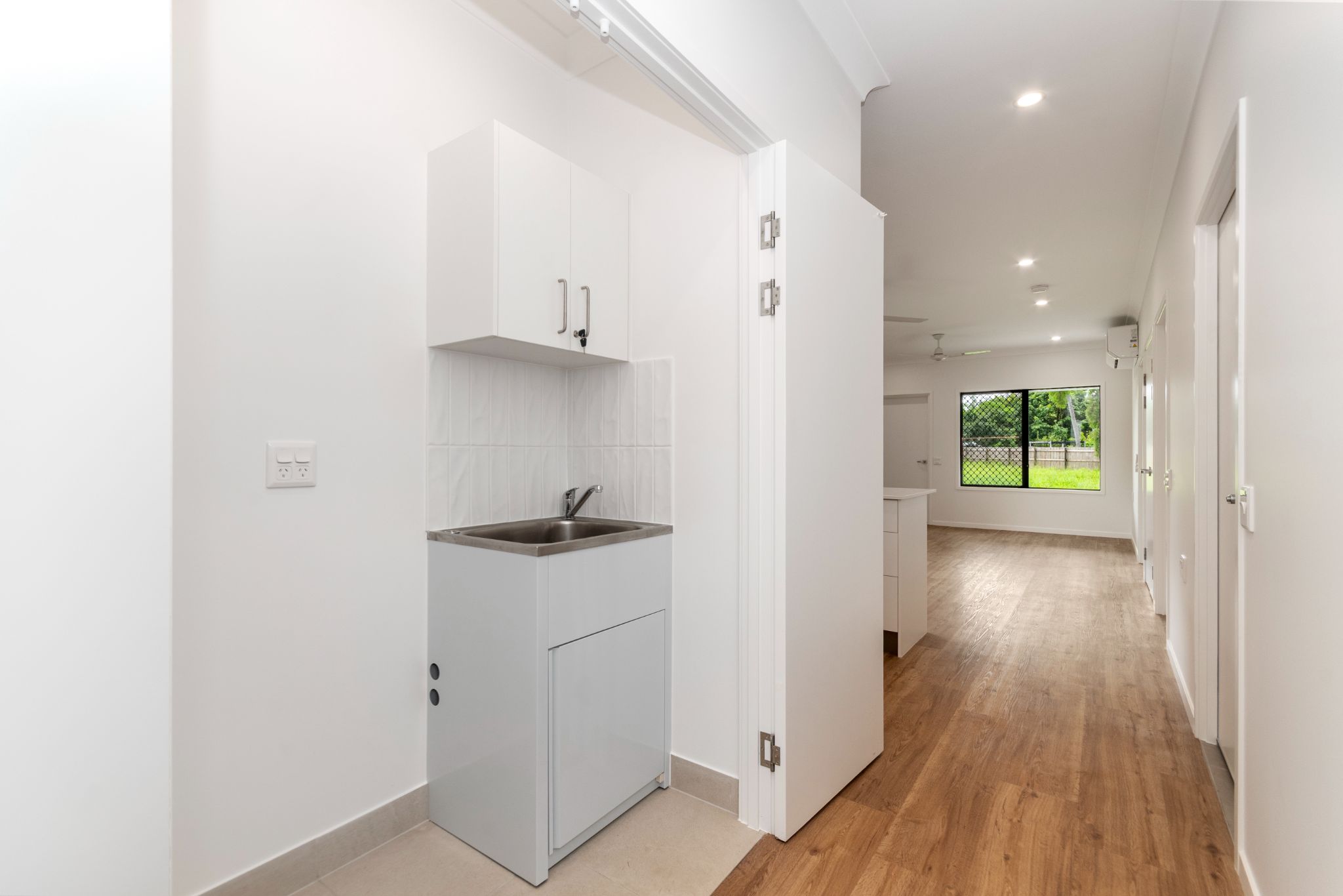 3 BR Robust Home with OOA Room – Rasmussen — Home image 14