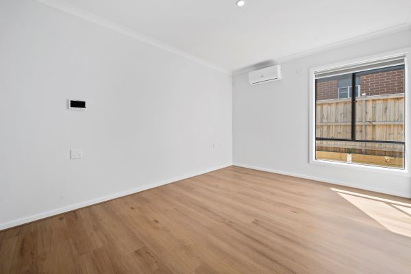 A Cozy Sanctuary - 3 Vacancies in Cobblebank
