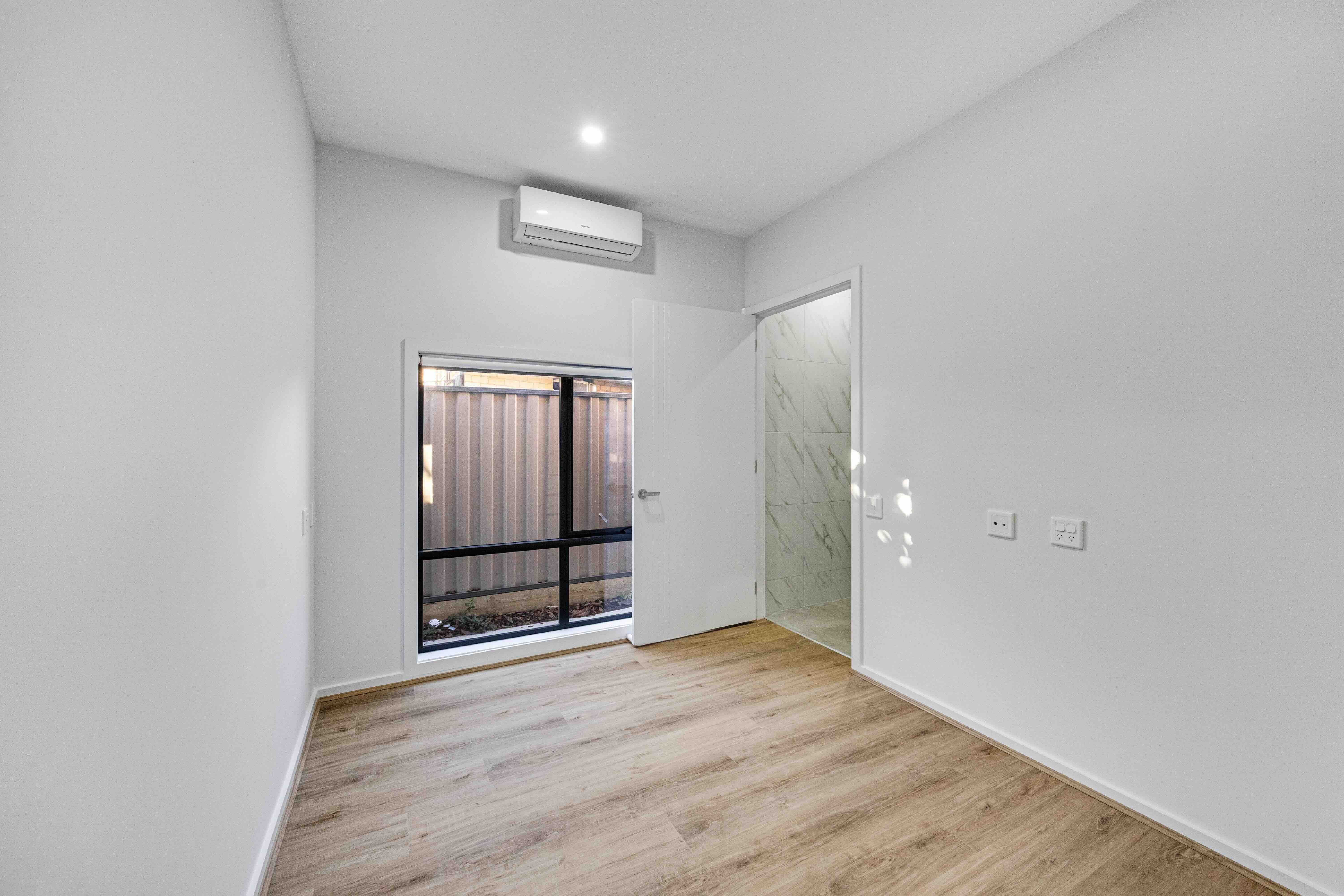 Mountain Views Mooroolbark - IL/FA/HPS 3 res Available November 2026 — Home image 2