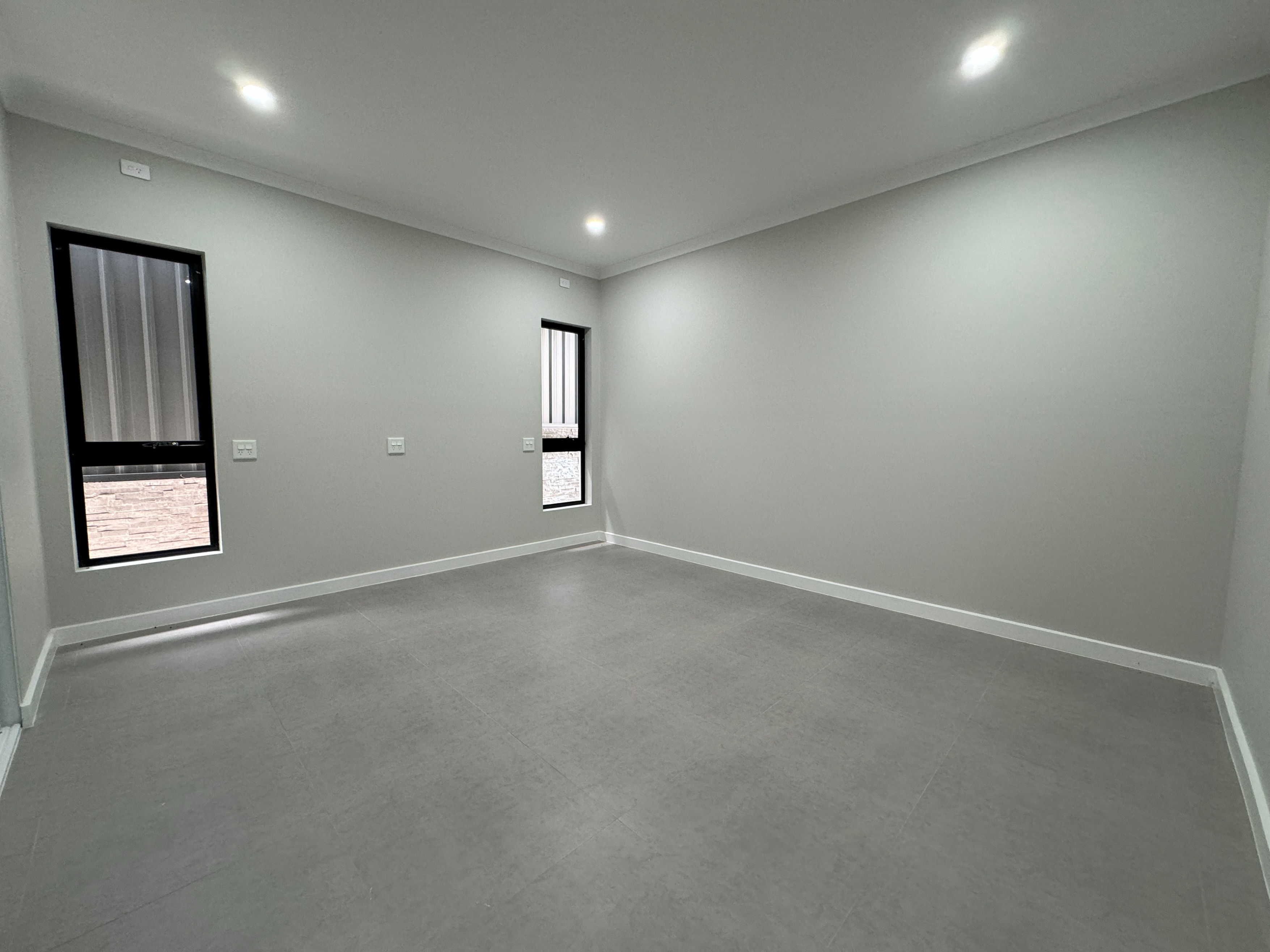 HPS SDA HOUSE CLOSE TO MODBURY HOSPITAL AND SHOPPING HUB — Home image 2