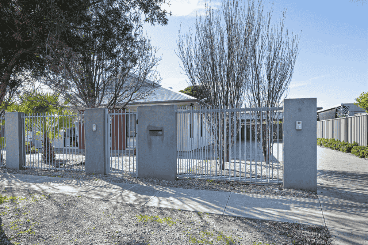 Spacious Wheelchair-Friendly Home in a Prime Location in Park Holme