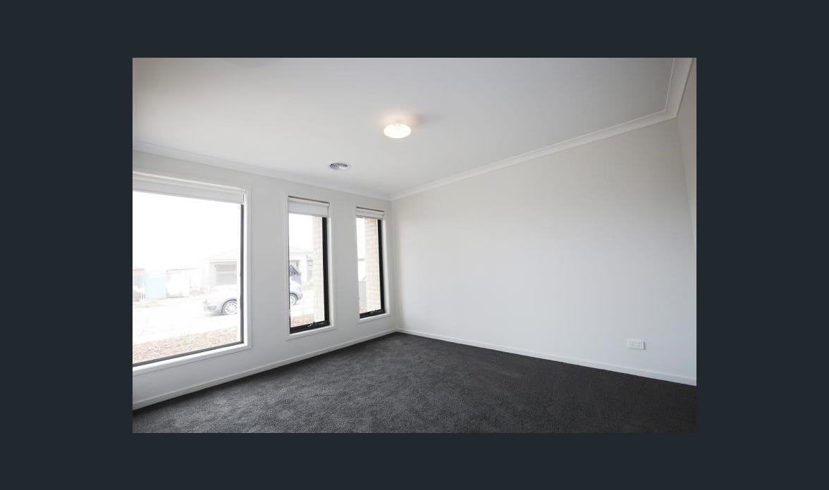Accessible SIL Accommodation with Three Vacant Rooms in Sunflower Way, Lara VIC — Home image 5