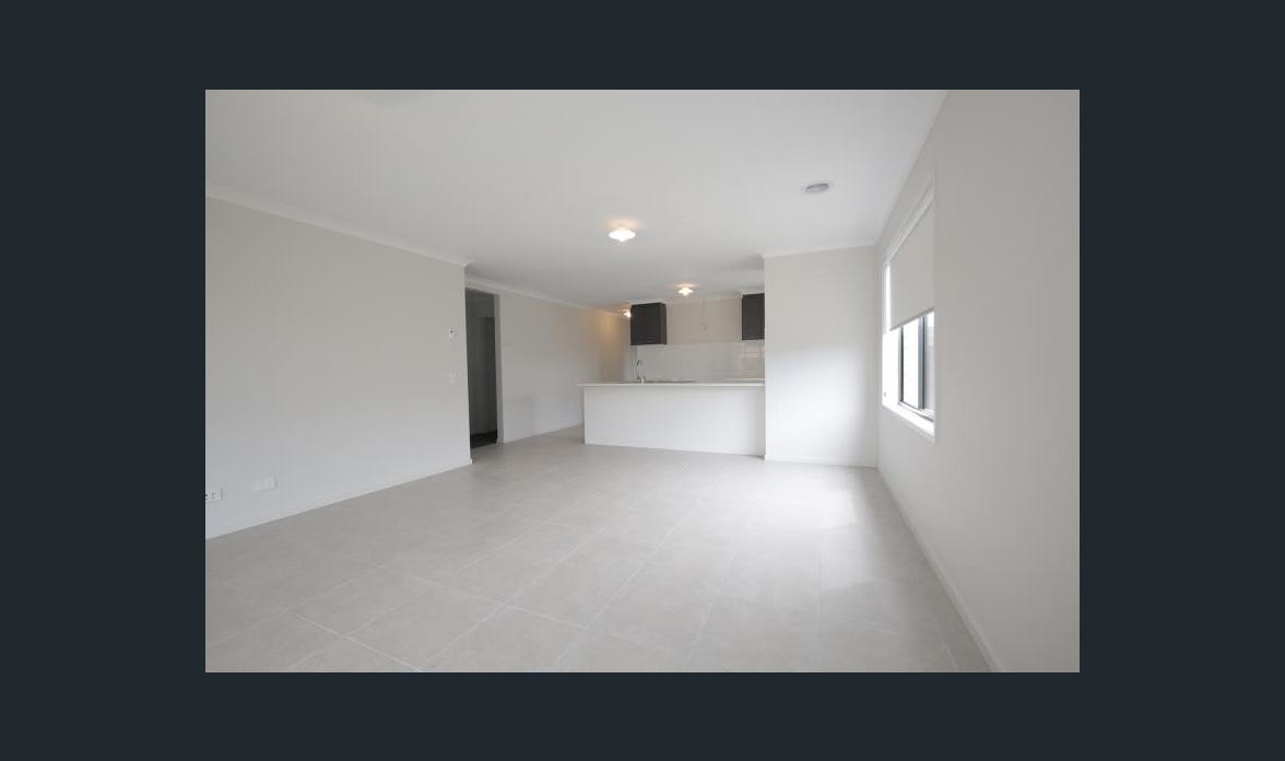 Accessible SIL Accommodation with Three Vacant Rooms in Sunflower Way, Lara VIC — Home image 9