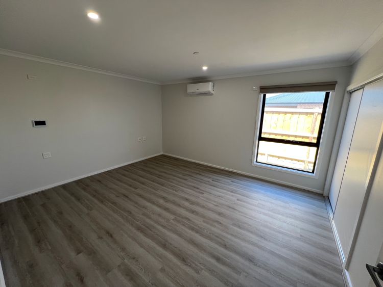 Robust 2-Bedroom Home on Derwent Street, Lara — Home image 4