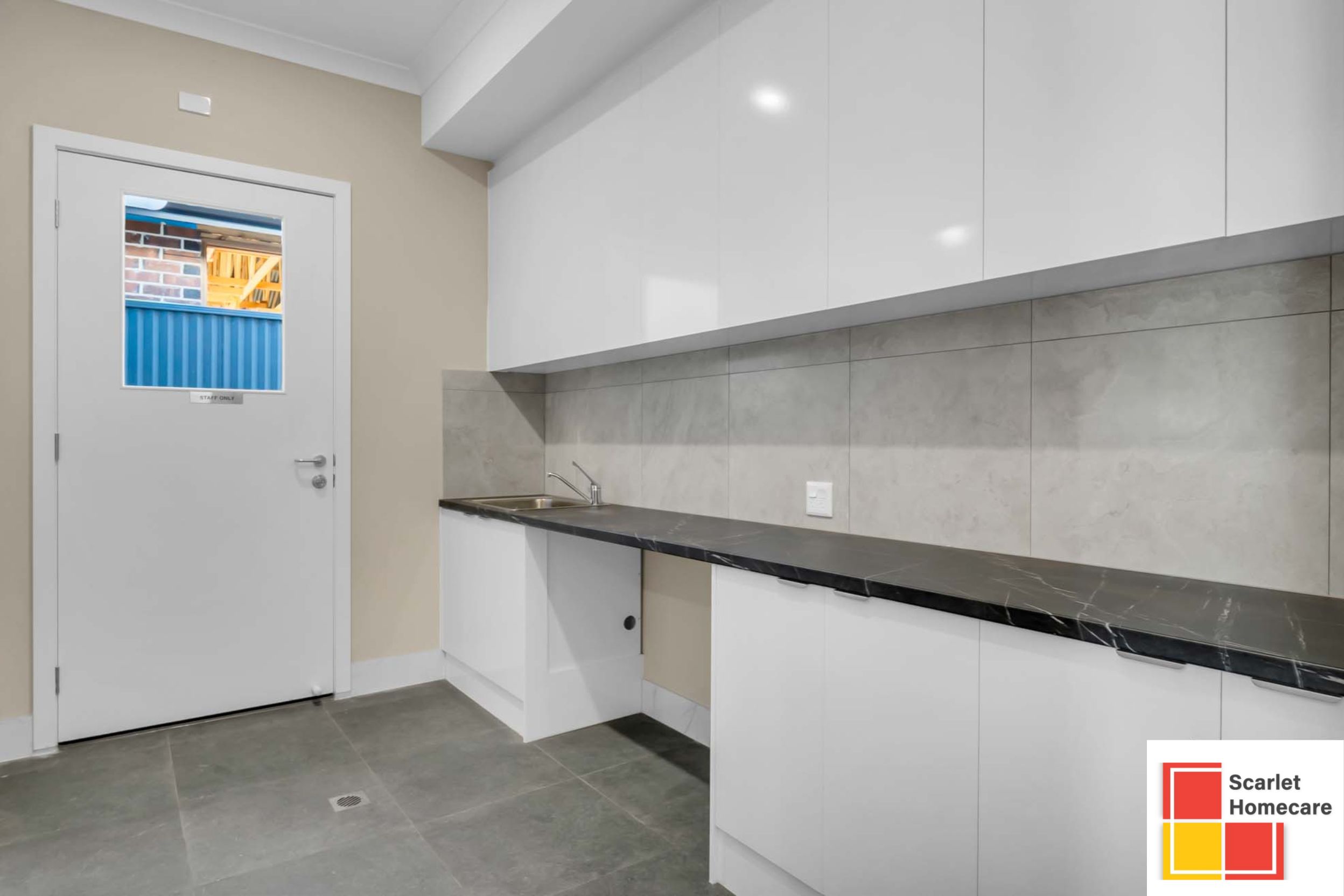 Riverlea - Live Alone Wing with separate Kitchen, Living and Bedroom. — Home image 3