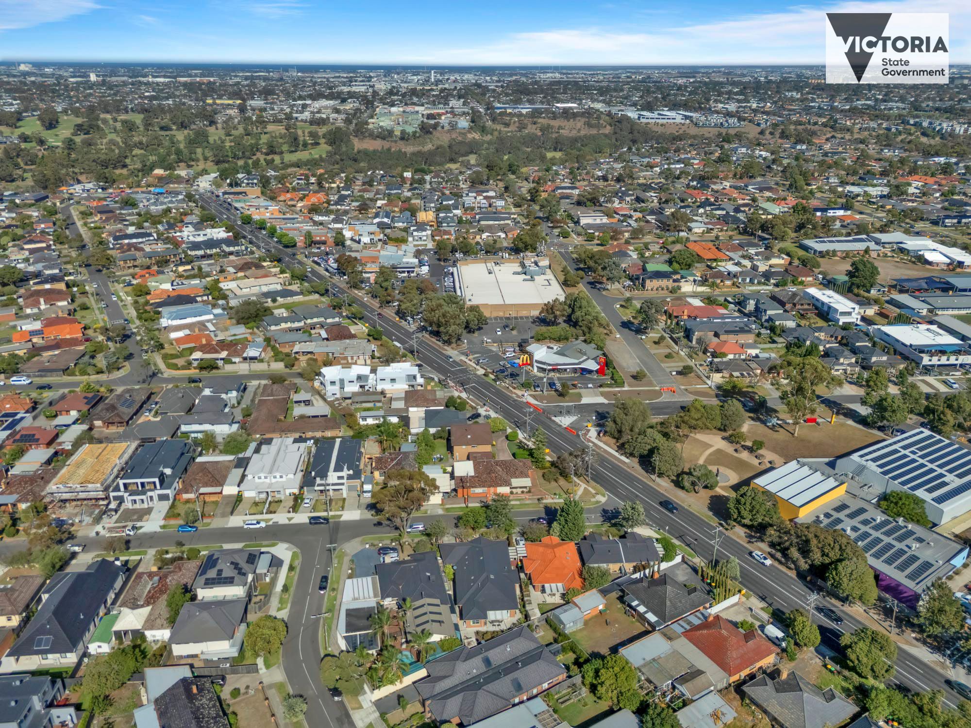 One vacancy in a 3 B/R home located in Avondale Heights close to Highpoint. — Home image 13