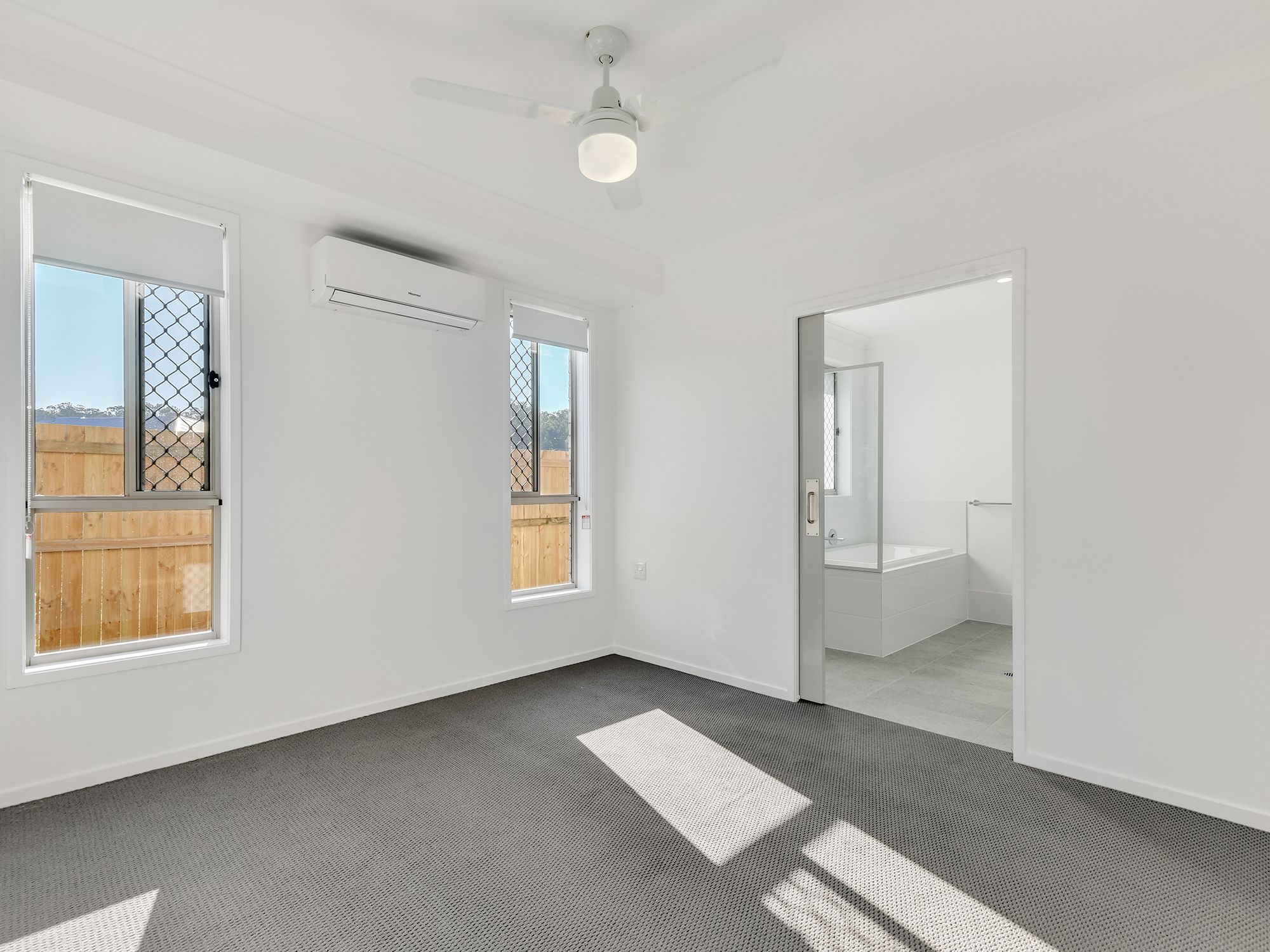 2 SDA (Improved Liv.) + Guest Room or OOA. Available Now in Gleneagle — Home image 5