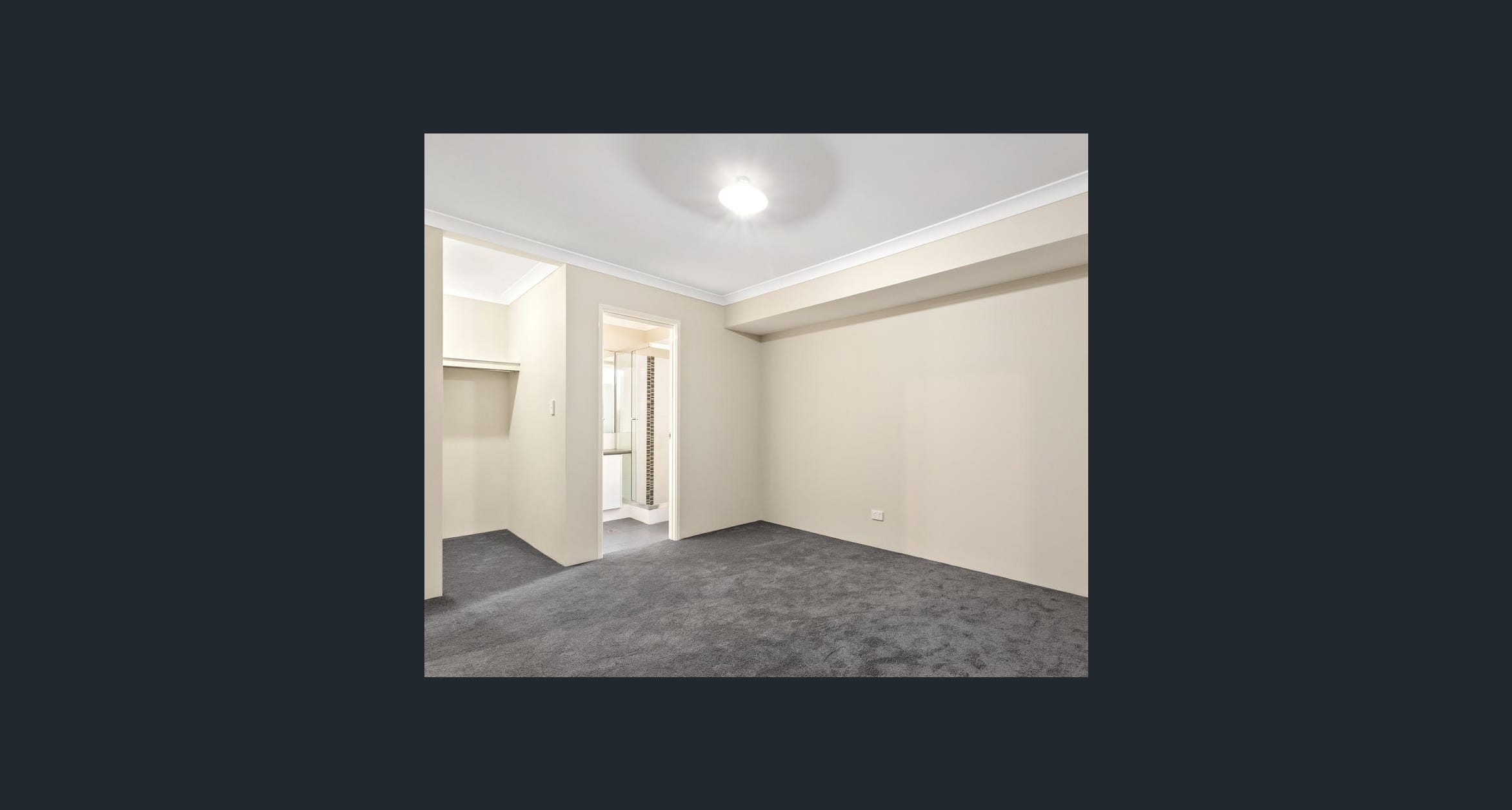 Supported independent living(SIL) Short Term (Respite) fully Accessible bathroom — Home image 6
