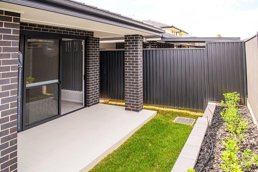 Robust Housing - Available now! — Home image 3
