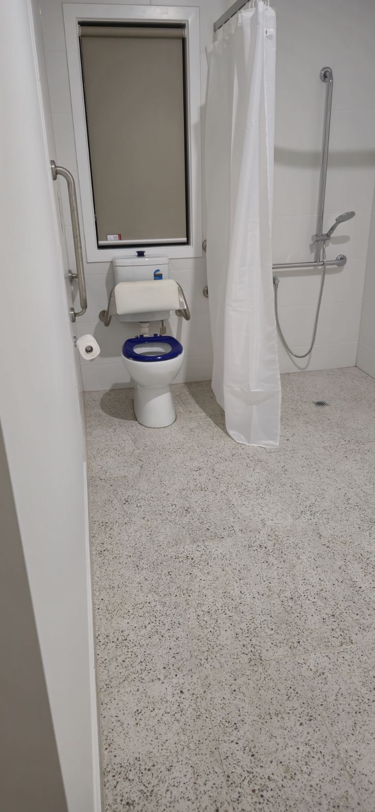 Accessible SIL Accommodation with One Vacant Room in Armstrong Creek, VIC — Home image 4