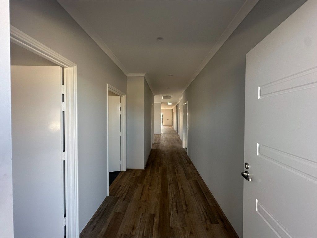 3 BR High Physical Support House with 2 Living Areas – Meadow Springs — Home image 4